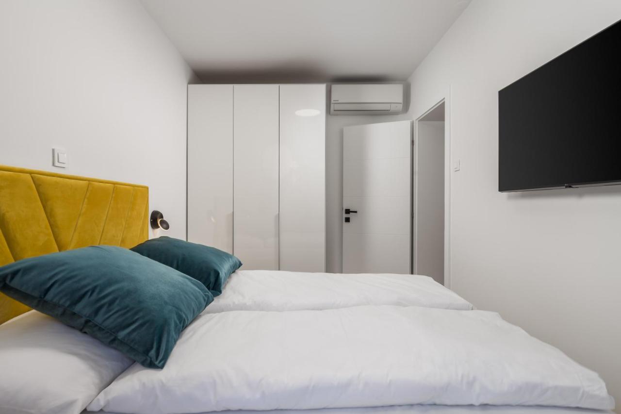Modern Apartment Di Piu With Free 20M2 Garage Parking Rijeka Exterior foto